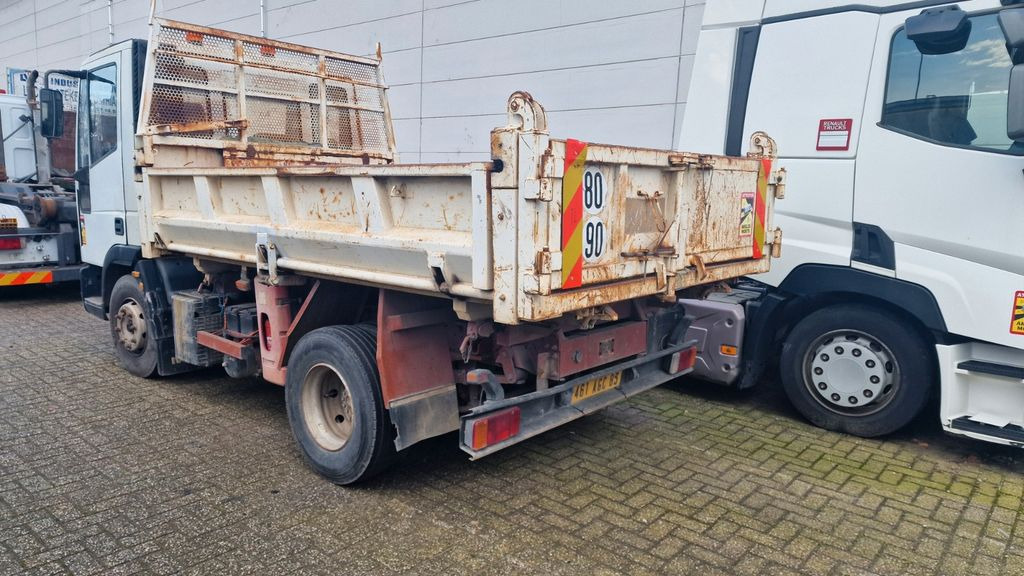 Iveco Tector - قلابات: صور 2 Iveco Tector - قلابات: صور 2
