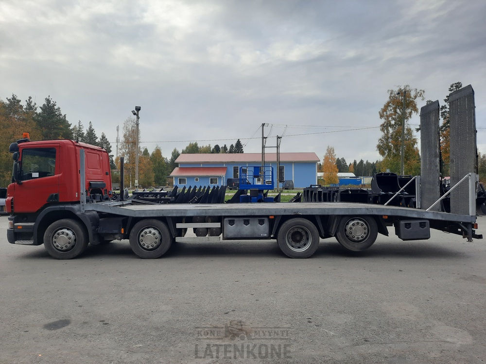 Scania P380 8x2 koneenkuljetusauto - شاحنة نقل سيارات شاحنة: صور 5 Scania P380 8x2 koneenkuljetusauto - شاحنة نقل سيارات شاحنة: صور 5
