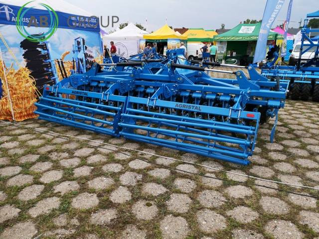 Agristal BTH hydraulic folding disc harrow 4.5 m - الأمشاط الزراعية: صور 1 Agristal BTH hydraulic folding disc harrow 4.5 m - الأمشاط الزراعية: صور 1