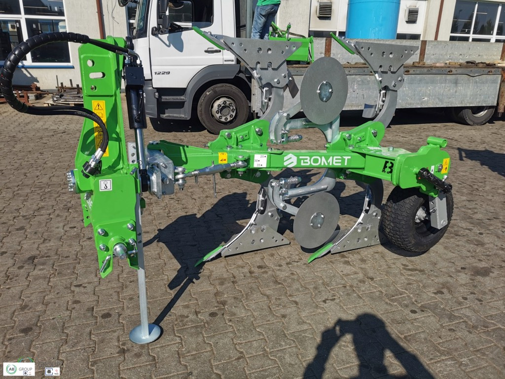 Bomet reversible plow Leo U063 - محراث: صور 1 Bomet reversible plow Leo U063 - محراث: صور 1