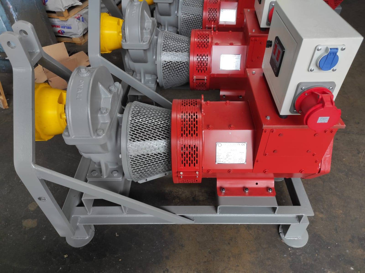 Elektro-Jen 20 kVa / 16 kW PTO driven generator with AVR control - IN STOCK - مجموعة المولدات: صور 1 Elektro-Jen 20 kVa / 16 kW PTO driven generator with AVR control - IN STOCK - مجموعة المولدات: صور 1