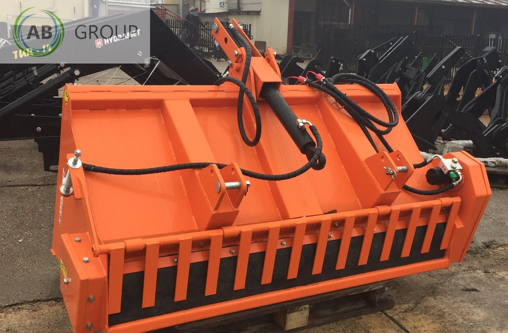 Hydramet tractor sand spreader T-018 - الرمال مفرشة: صور 3 Hydramet tractor sand spreader T-018 - الرمال مفرشة: صور 3