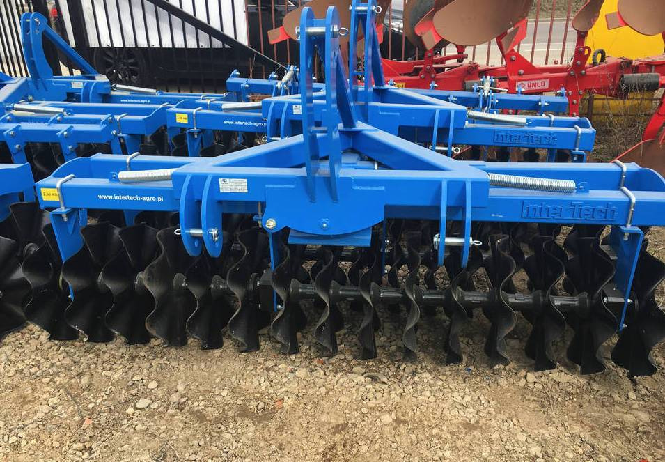 Inter-Tech front disc cultivator 3 m with flat bar drag BAP02 - قرص مسلفة: صور 3 Inter-Tech front disc cultivator 3 m with flat bar drag BAP02 - قرص مسلفة: صور 3