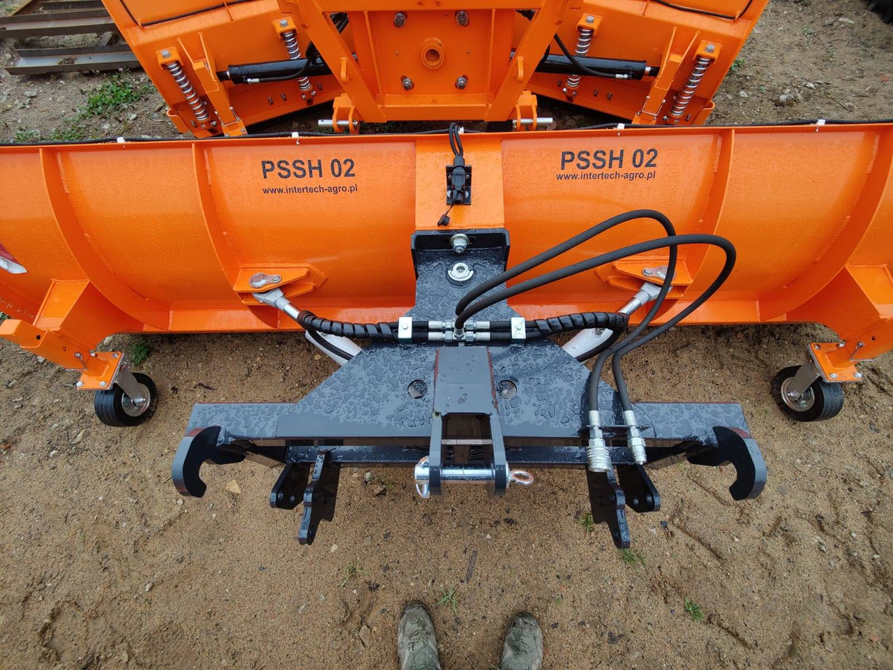 Inter-tech Snow plough 2,6m straight - ON STOCK - كاسحة ثلوج - الآلات والماكينات الزراعية: صور 3 Inter-tech Snow plough 2,6m straight - ON STOCK - كاسحة ثلوج - الآلات والماكينات الزراعية: صور 3