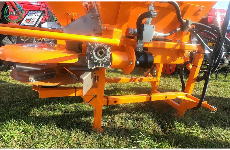 Pom Augustów posypywarka Motyl N031M napęd hydrauliczn - قرص مسلفة: صور 2 Pom Augustów posypywarka Motyl N031M napęd hydrauliczn - قرص مسلفة: صور 2