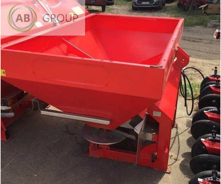Woprol rozsiewacz do nawozu JUNIOR II 600, 600 l - آلة رش الأسمدة: صور 2 Woprol rozsiewacz do nawozu JUNIOR II 600, 600 l - آلة رش الأسمدة: صور 2