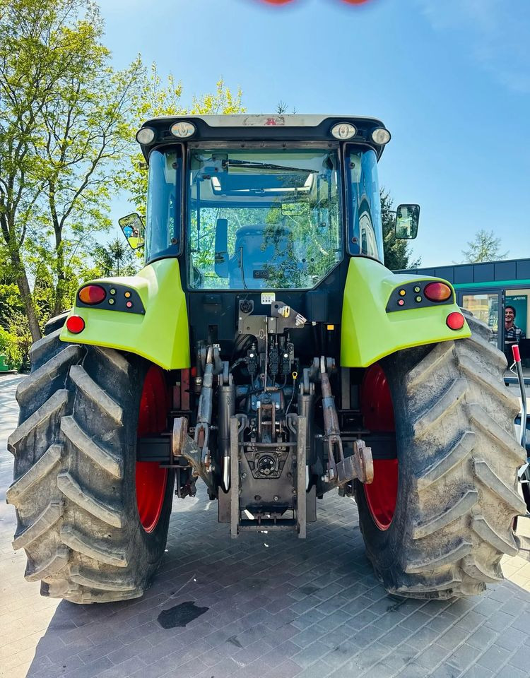 Claas Arion 410 - جرار: صور 3 Claas Arion 410 - جرار: صور 3