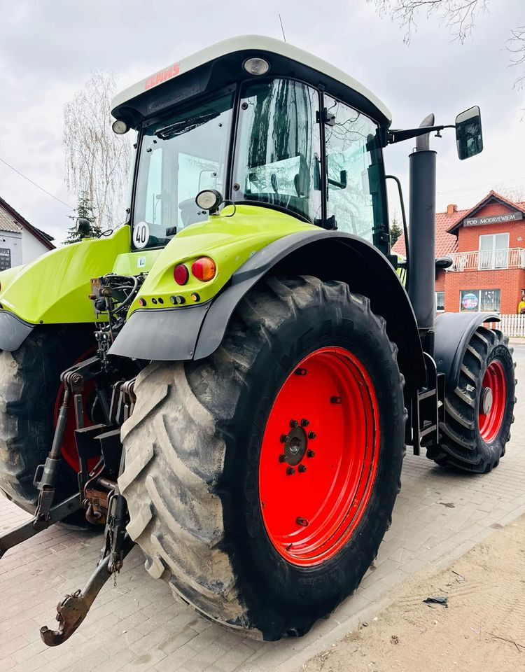 جرار Claas Axion 810: صور 6