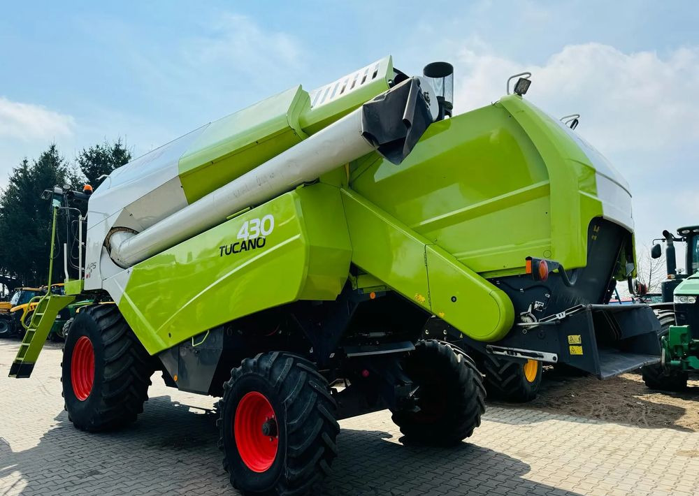 Claas Tucano 430 APS - حصادة شاملة: صور 2 Claas Tucano 430 APS - حصادة شاملة: صور 2
