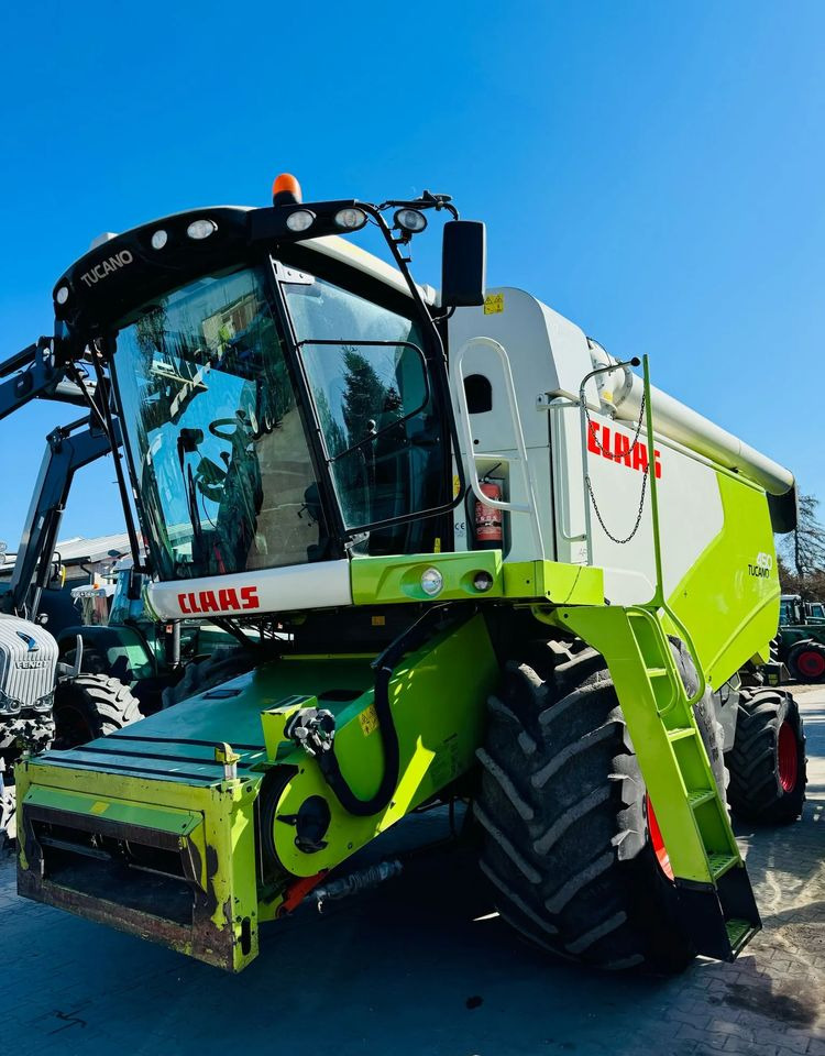 Claas Tucano 450 - حصادة شاملة: صور 2 Claas Tucano 450 - حصادة شاملة: صور 2
