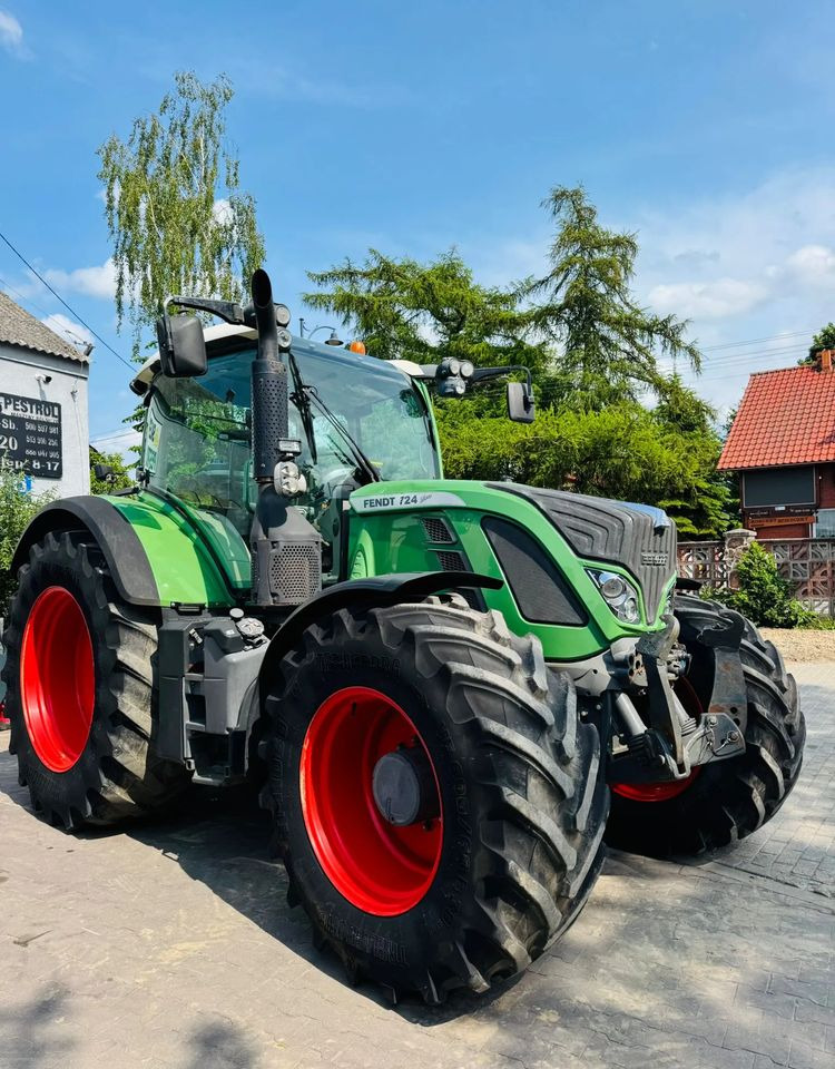 Fendt 724 - جرار: صور 2 Fendt 724 - جرار: صور 2