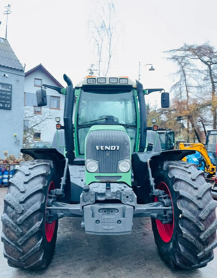 Fendt 820 - جرار: صور 2 Fendt 820 - جرار: صور 2