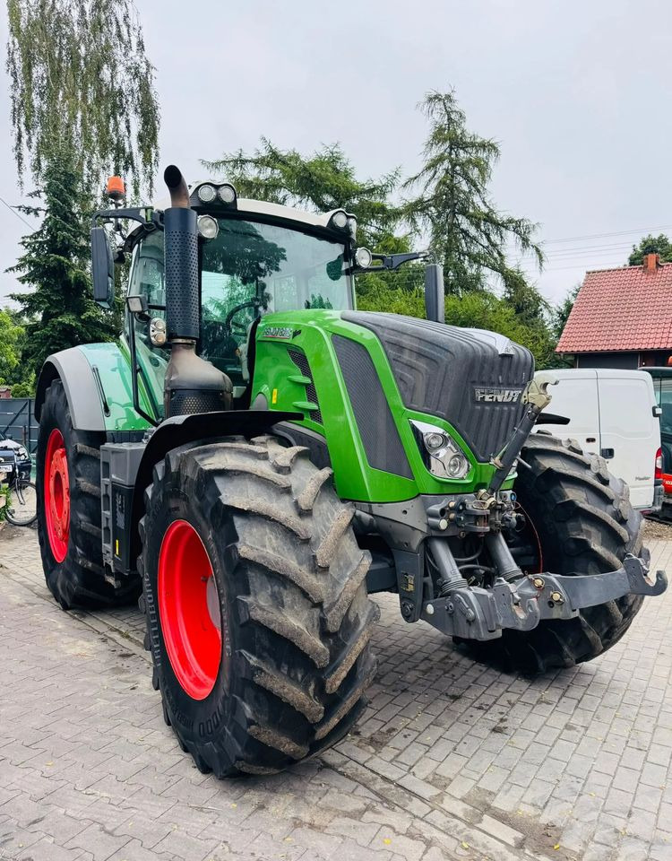 Fendt 828 Vario Profi Plus - جرار: صور 2 Fendt 828 Vario Profi Plus - جرار: صور 2