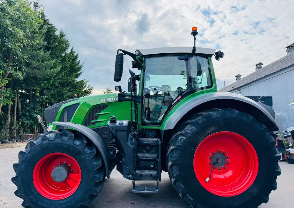 Fendt 828 Vario Profi Plus - جرار: صور 3 Fendt 828 Vario Profi Plus - جرار: صور 3