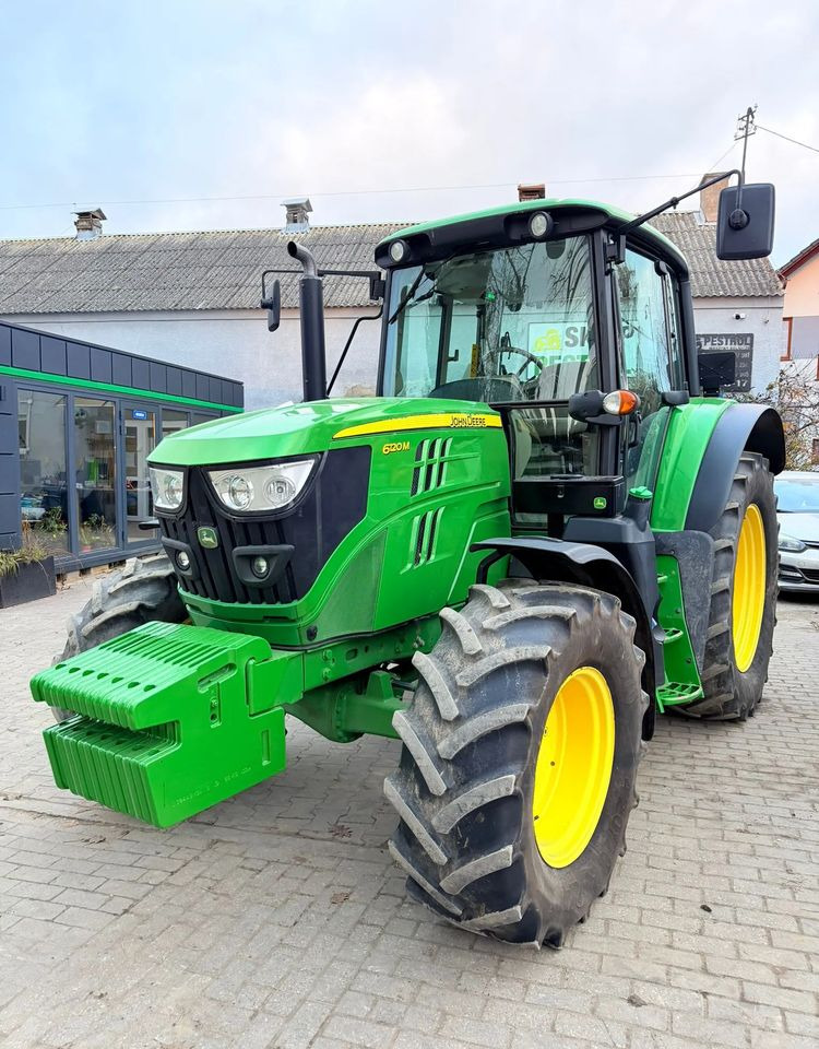 John Deere 6120M - جرار: صور 5 John Deere 6120M - جرار: صور 5