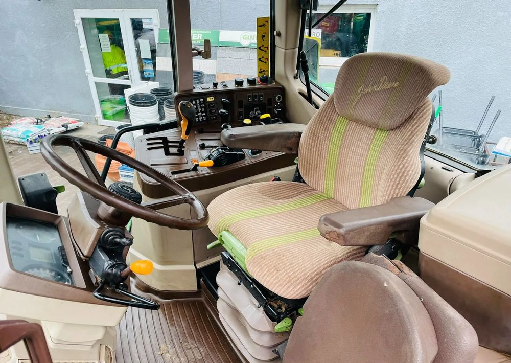 John Deere 6920 - جرار: صور 2 John Deere 6920 - جرار: صور 2