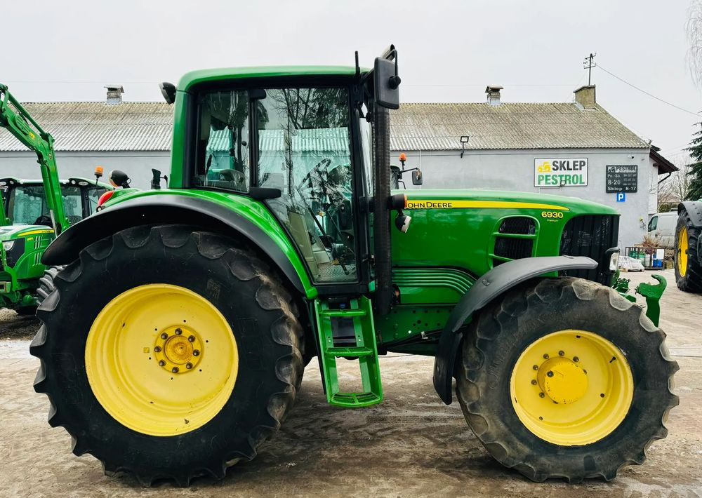 John Deere 6930 - جرار: صور 5 John Deere 6930 - جرار: صور 5