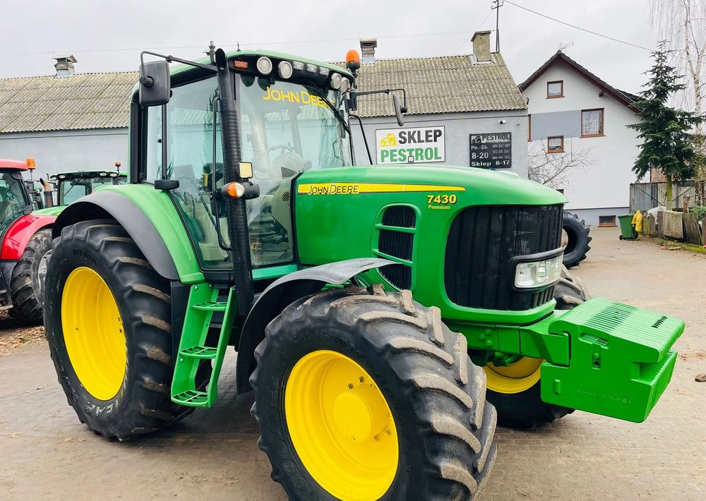 John Deere 7430 - جرار: صور 2 John Deere 7430 - جرار: صور 2
