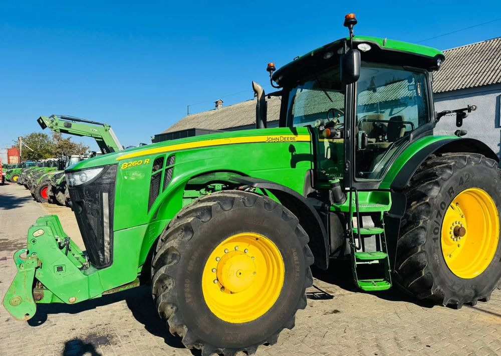 John Deere 8260R - جرار: صور 2 John Deere 8260R - جرار: صور 2