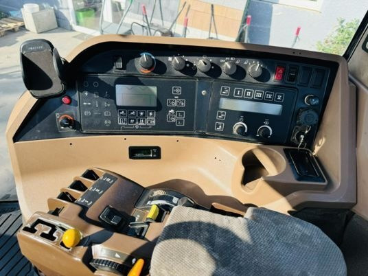 John Deere 8310 - جرار: صور 2 John Deere 8310 - جرار: صور 2