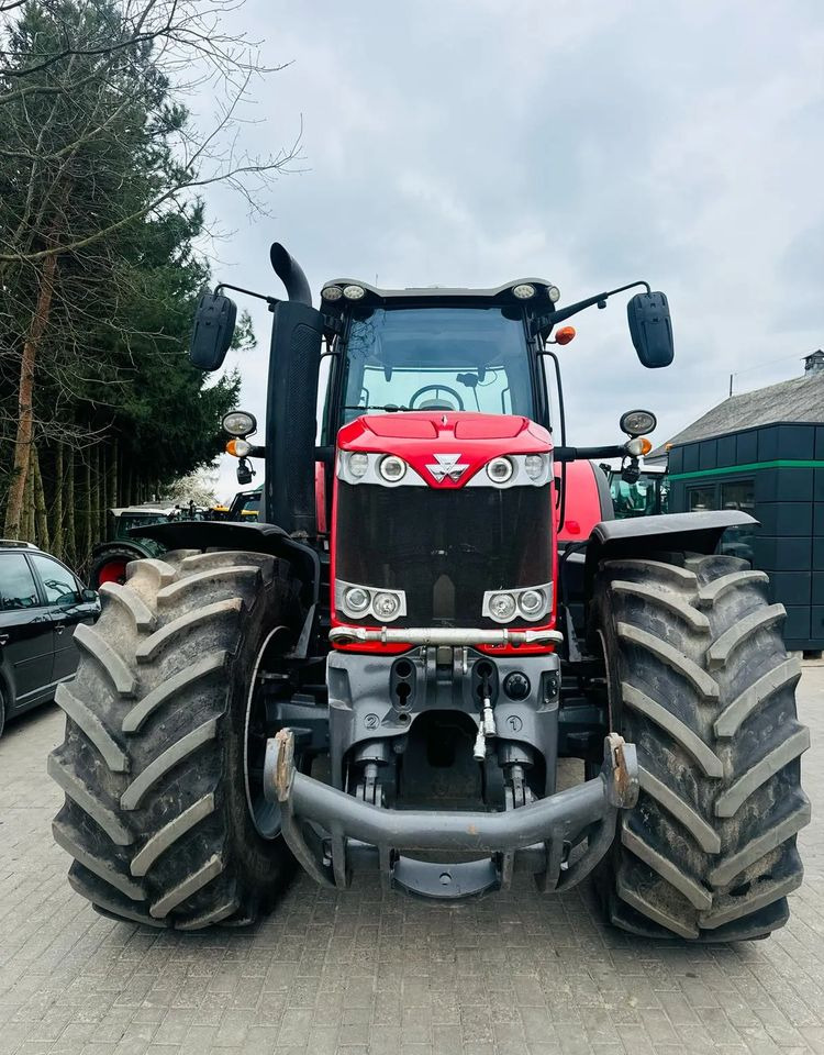 Massey Ferguson 8680 Dyna-VT - جرار: صور 5 Massey Ferguson 8680 Dyna-VT - جرار: صور 5