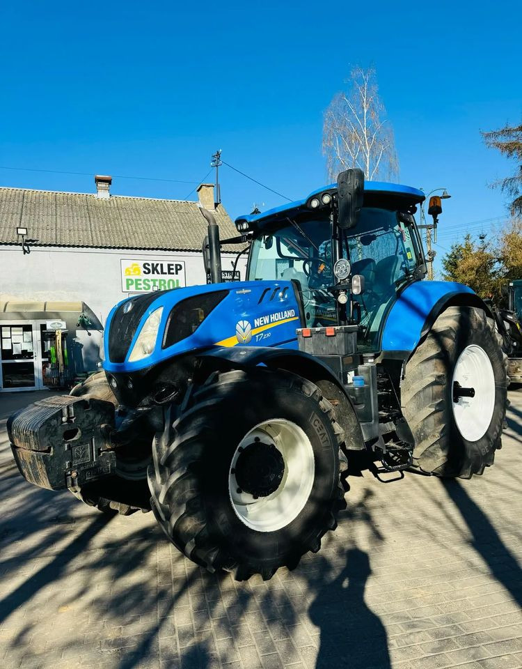 New Holland T7.230 - جرار: صور 2 New Holland T7.230 - جرار: صور 2