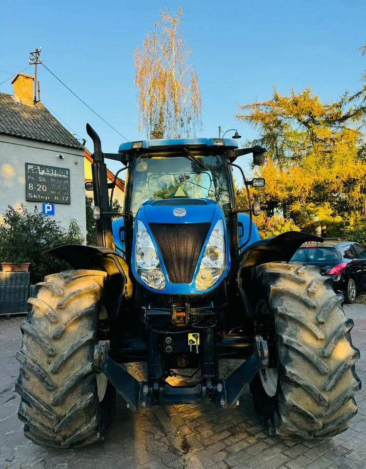 New Holland T7030 - جرار: صور 2 New Holland T7030 - جرار: صور 2