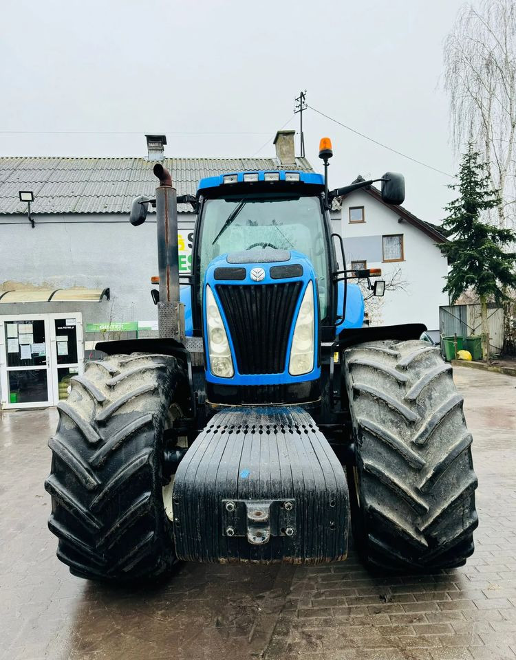 New Holland T8020 - جرار: صور 5 New Holland T8020 - جرار: صور 5