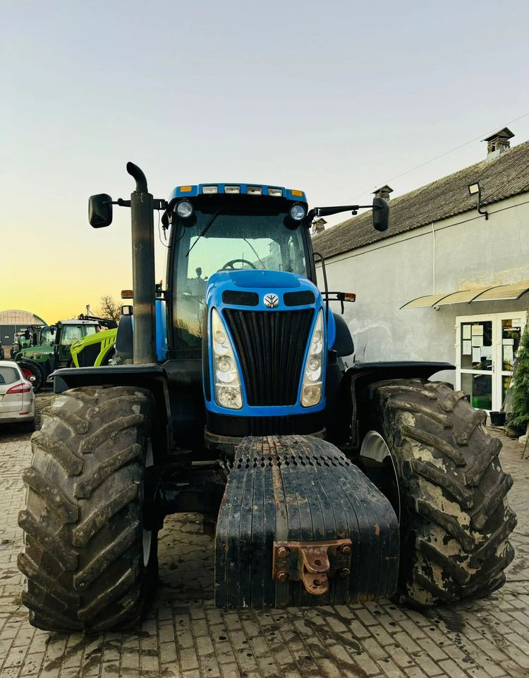 New Holland T8040 - جرار: صور 4 New Holland T8040 - جرار: صور 4