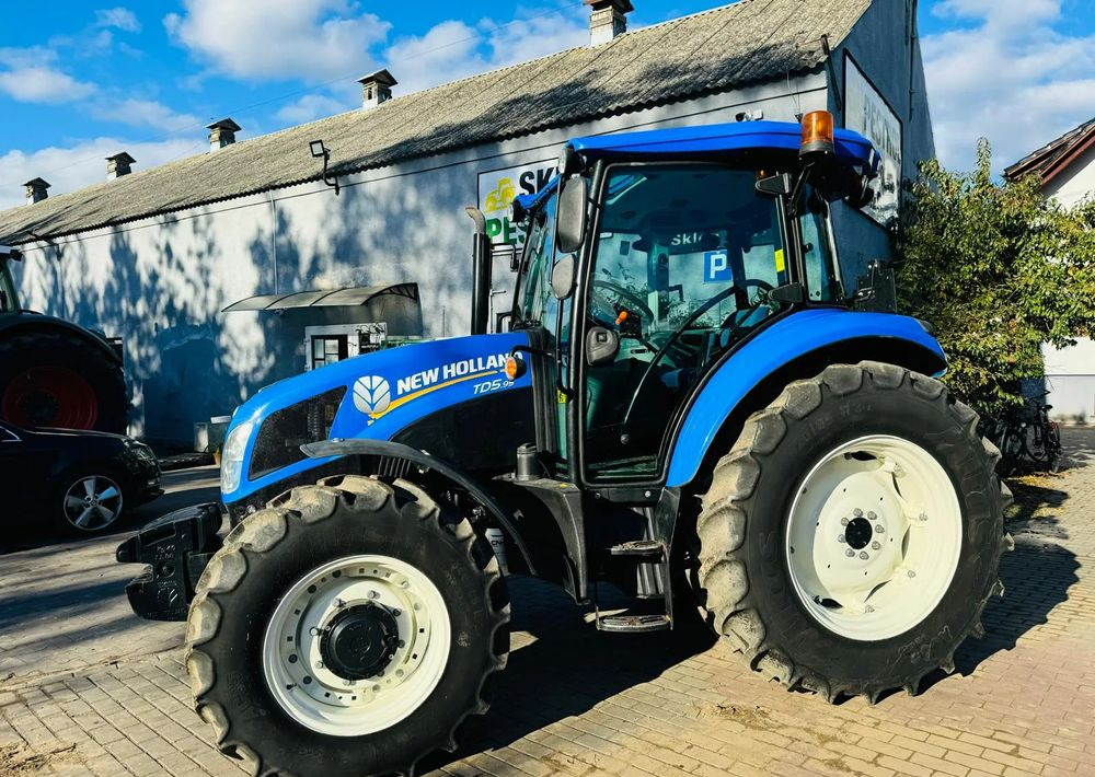 New Holland TD5.95 - جرار: صور 4 New Holland TD5.95 - جرار: صور 4