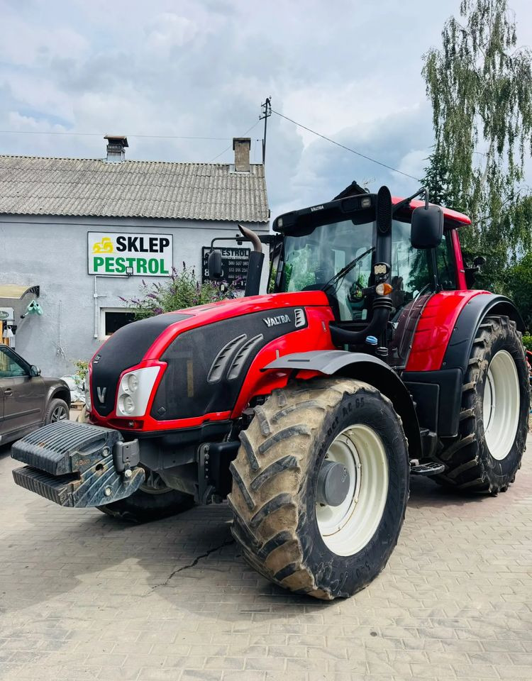 Valtra T213 Versu Unlimited - جرار: صور 1 Valtra T213 Versu Unlimited - جرار: صور 1