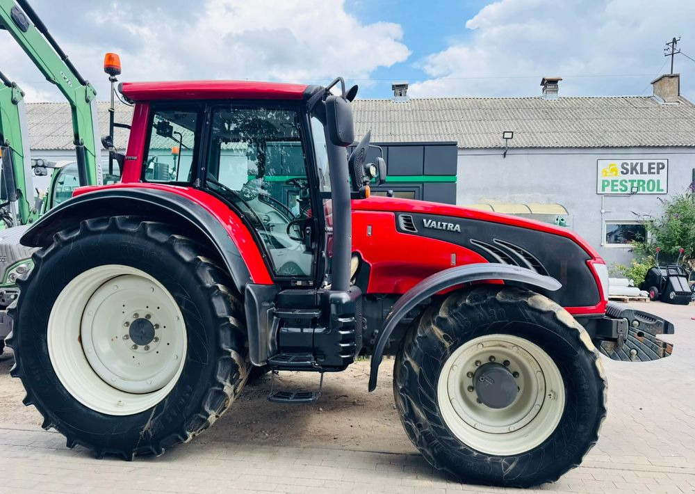 Valtra T213 Versu Unlimited - جرار: صور 2 Valtra T213 Versu Unlimited - جرار: صور 2