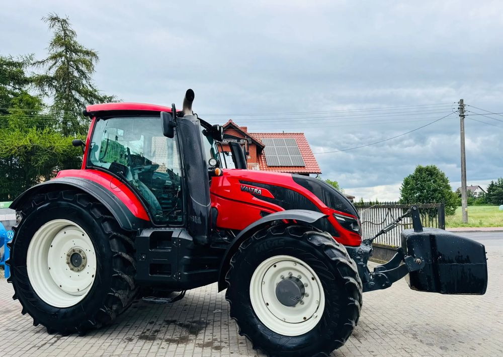 Valtra T234A - جرار: صور 2 Valtra T234A - جرار: صور 2