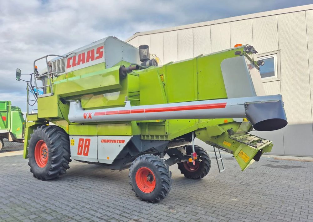 Claas Dominator VX 88 - حصادة شاملة: صور 3 Claas Dominator VX 88 - حصادة شاملة: صور 3