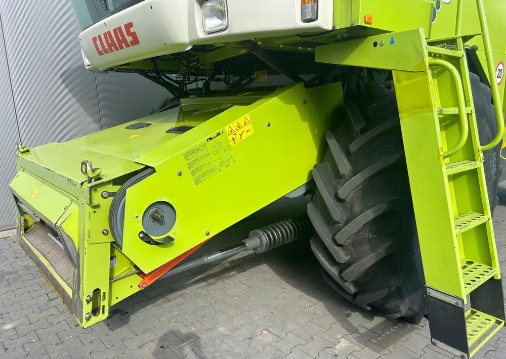 Claas Mega 360 - حصادة شاملة: صور 3 Claas Mega 360 - حصادة شاملة: صور 3