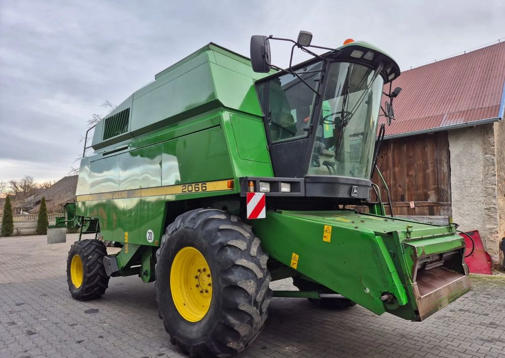 John Deere 2066 - حصادة شاملة: صور 2 John Deere 2066 - حصادة شاملة: صور 2
