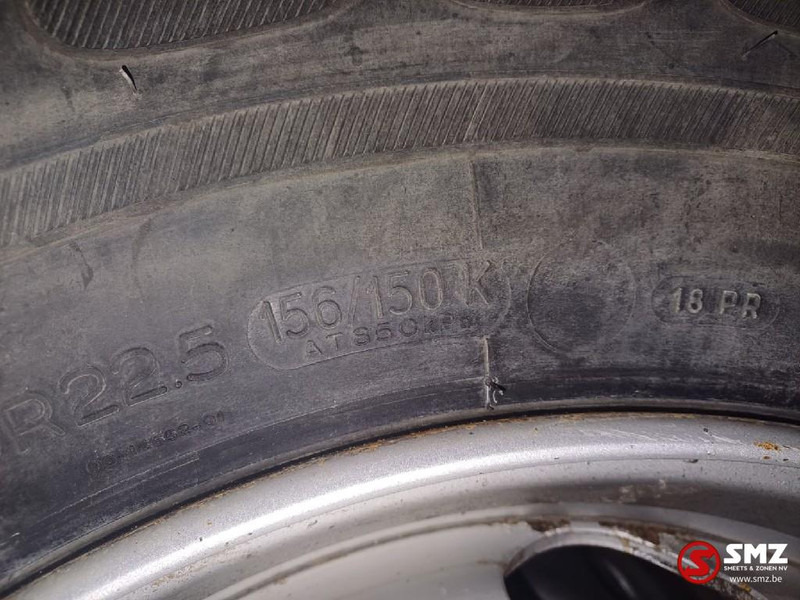 BFG Occ vrachtwagenband 315/80R22.5 156/150K BF Goodri - الإطارات - شاحنة: صور 4 BFG Occ vrachtwagenband 315/80R22.5 156/150K BF Goodri - الإطارات - شاحنة: صور 4