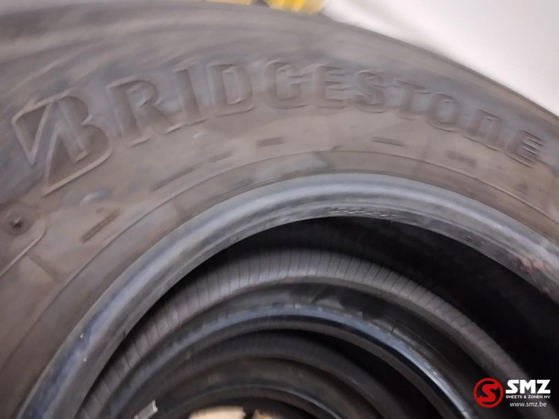 Bridgestone Occ vrachtwagenband Bridgestone Duravis 315/80R22. - الإطارات - شاحنة: صور 2 Bridgestone Occ vrachtwagenband Bridgestone Duravis 315/80R22. - الإطارات - شاحنة: صور 2