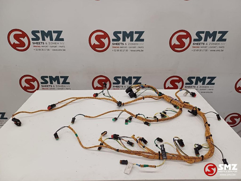 Caterpillar Wire harness valve / sensor / solenoid Caterpillar - الكابلات / الأسلاك - شاحنة: صور 2 Caterpillar Wire harness valve / sensor / solenoid Caterpillar - الكابلات / الأسلاك - شاحنة: صور 2