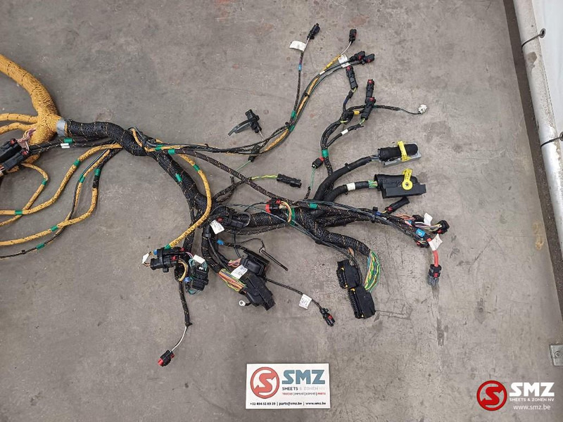 Caterpillar Wiring harness chassis Caterpillar - الكابلات / الأسلاك - معدات المناولة: صور 5 Caterpillar Wiring harness chassis Caterpillar - الكابلات / الأسلاك - معدات المناولة: صور 5