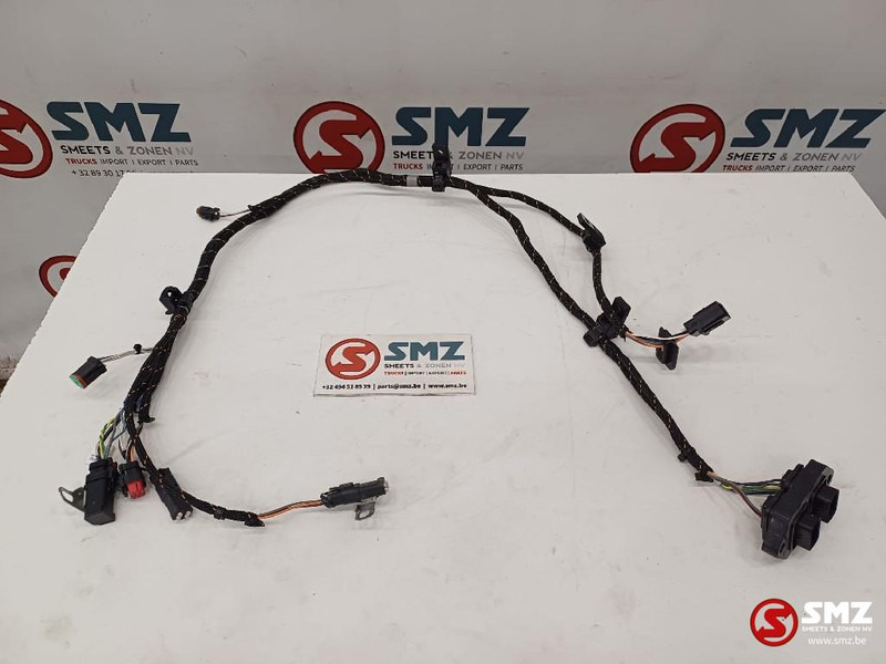 Caterpillar Wiring harness platform Caterpillar - الكابلات / الأسلاك - معدات المناولة: صور 1 Caterpillar Wiring harness platform Caterpillar - الكابلات / الأسلاك - معدات المناولة: صور 1