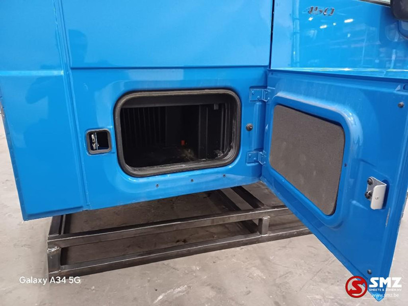 DAF Occ cabine DAF Super Space Cab L2H3 1925529 - الكابينة والداخلية - شاحنة: صور 4 DAF Occ cabine DAF Super Space Cab L2H3 1925529 - الكابينة والداخلية - شاحنة: صور 4