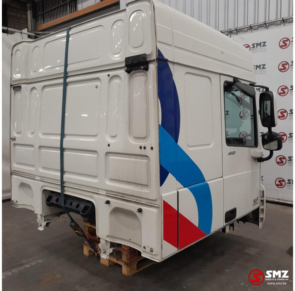 DAF Occ cabine DAF - الكابينة والداخلية - شاحنة: صور 4 DAF Occ cabine DAF - الكابينة والداخلية - شاحنة: صور 4
