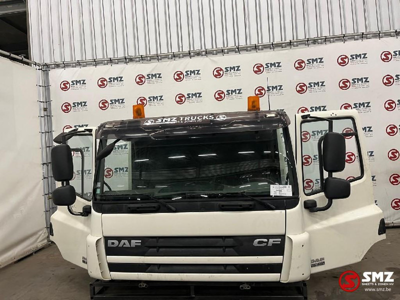 DAF Occ cabine compleet DAF - الكابينة والداخلية - شاحنة: صور 2 DAF Occ cabine compleet DAF - الكابينة والداخلية - شاحنة: صور 2