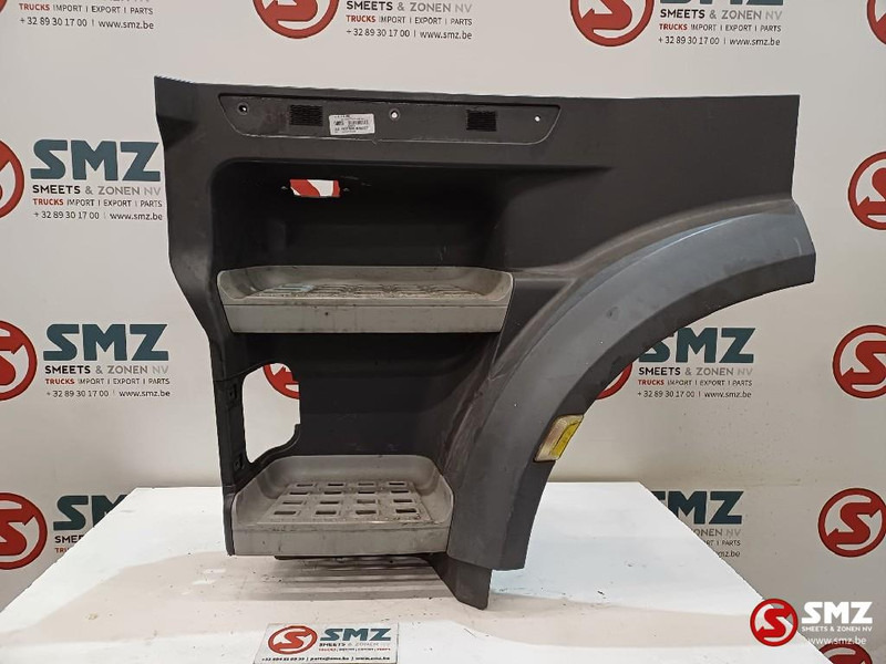 DAF Occ opstapbak links DAF - الكابينة والداخلية - شاحنة: صور 1 DAF Occ opstapbak links DAF - الكابينة والداخلية - شاحنة: صور 1