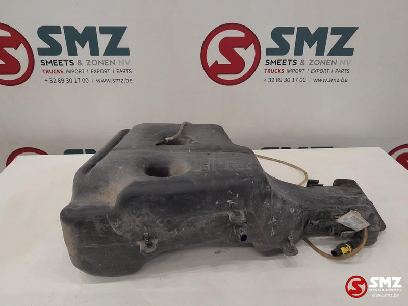 DAF Occ ruitensproeiervloeistofreservoir DAF - نافذة و قطع الغيار - شاحنة: صور 1 DAF Occ ruitensproeiervloeistofreservoir DAF - نافذة و قطع الغيار - شاحنة: صور 1