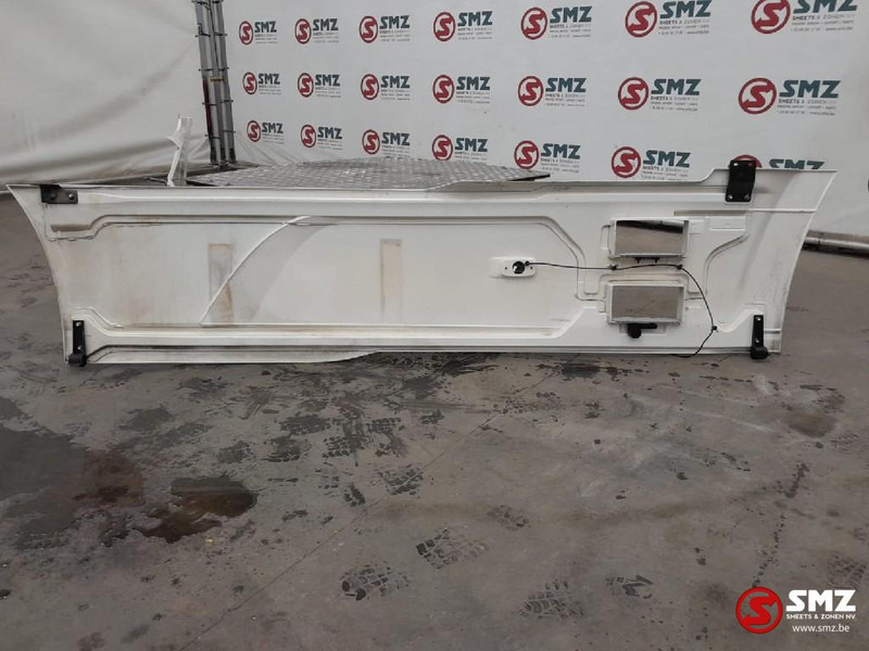 DAF Occ set side skirts L/R DAF - الإطار / الشاسيه - شاحنة: صور 5 DAF Occ set side skirts L/R DAF - الإطار / الشاسيه - شاحنة: صور 5