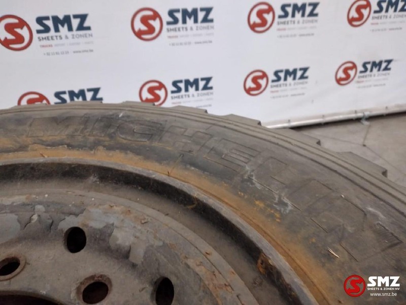 Diversen Occ band 365/85R20 michelin xzl - الإطارات - شاحنة: صور 3 Diversen Occ band 365/85R20 michelin xzl - الإطارات - شاحنة: صور 3