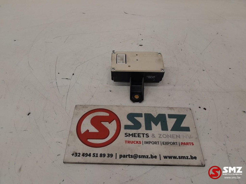 Iveco Occ ECU centrale vergrendeling regeleenheid Iveco - كتلة التحكم - شاحنة: صور 1 Iveco Occ ECU centrale vergrendeling regeleenheid Iveco - كتلة التحكم - شاحنة: صور 1