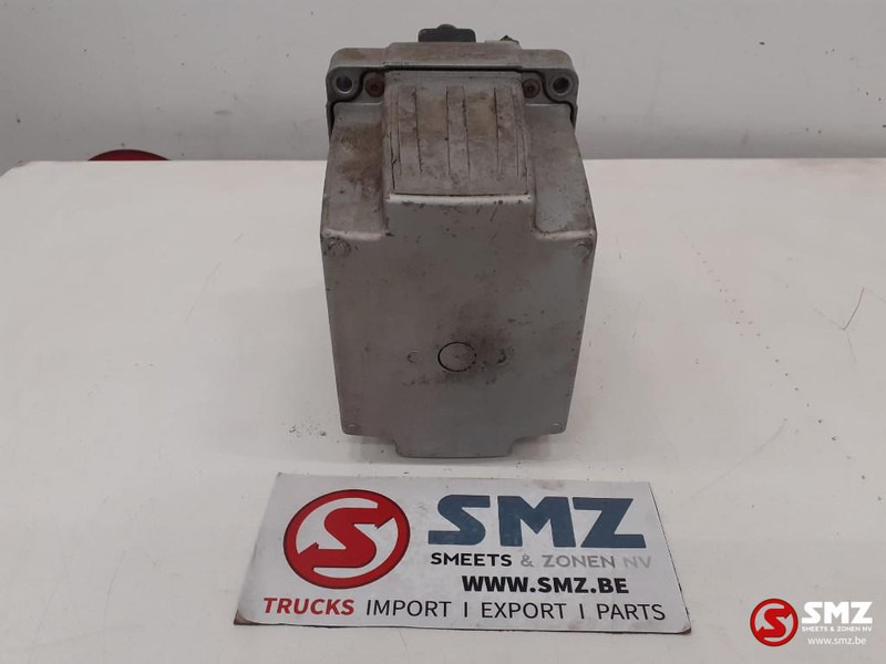 MAN Occ AdBluepomp MAN - نظام الوقود - شاحنة: صور 4 MAN Occ AdBluepomp MAN - نظام الوقود - شاحنة: صور 4